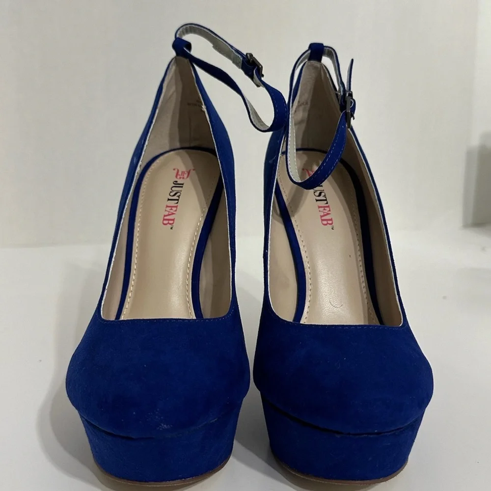 NIB JustFab Raye Cobalt Blue Rhinestone Wedge Heels Y2K Size 8.5